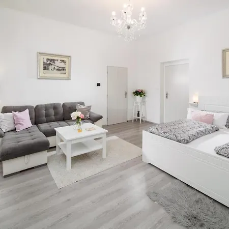 Apartment U Pramene